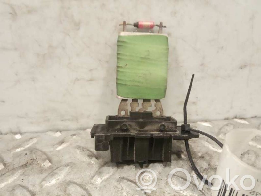 Opel Corsa D Motor aerotermă/rezistor ventilator 