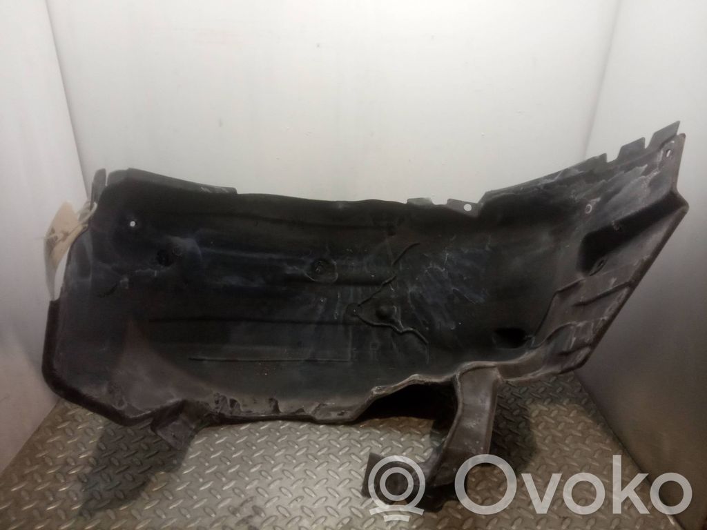 Subaru Legacy Apărători interioare aripă roată spate 