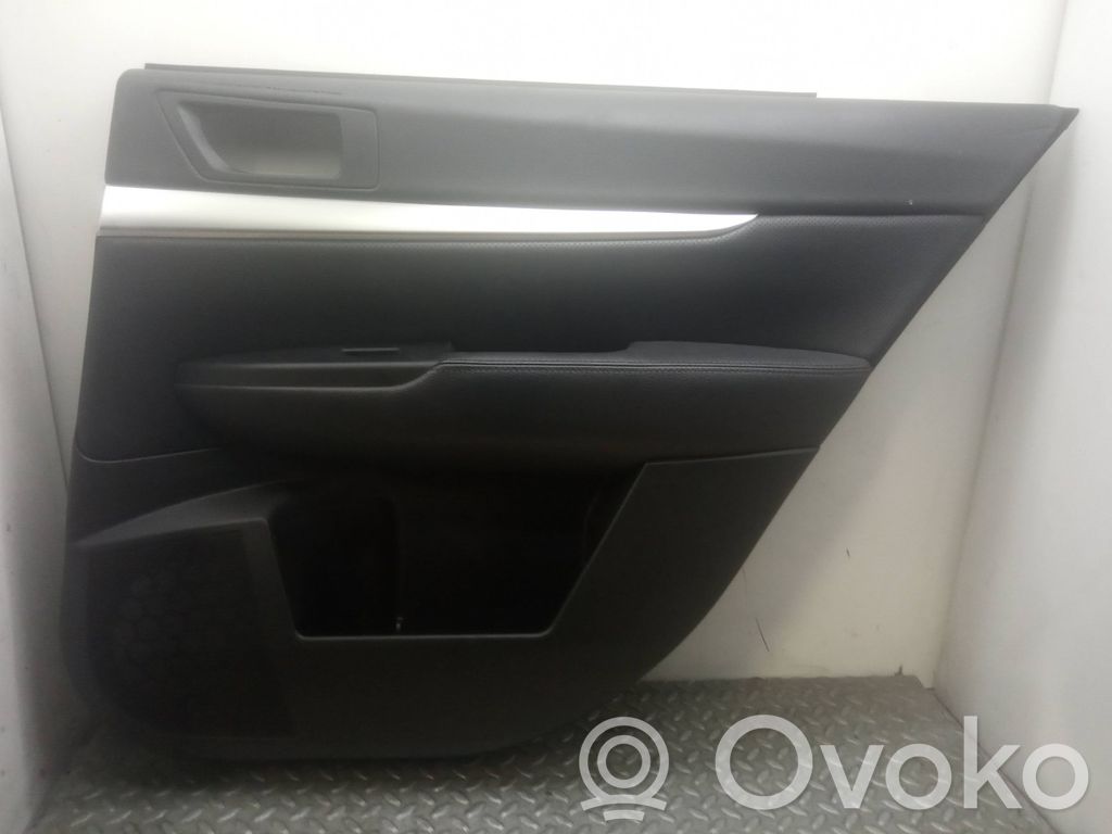 Subaru Legacy Boczki / Poszycie drzwi tylnych 