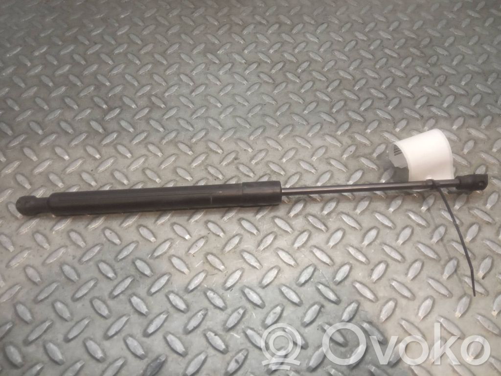 Renault Clio IV Amortizor capotă motor 