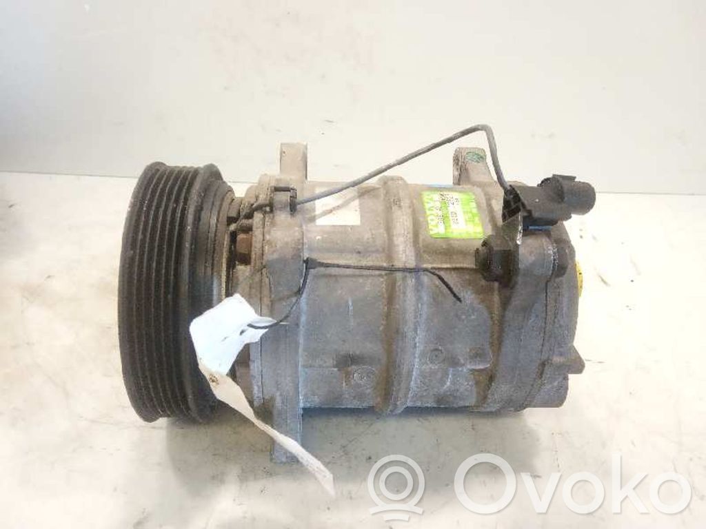 Kompresor / Sprężarka klimatyzacji A/C   30614010,8581,868B102827