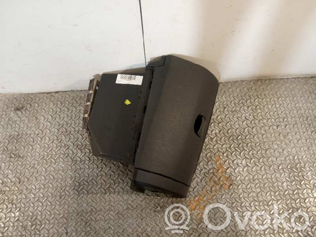 Guantera   8200407712