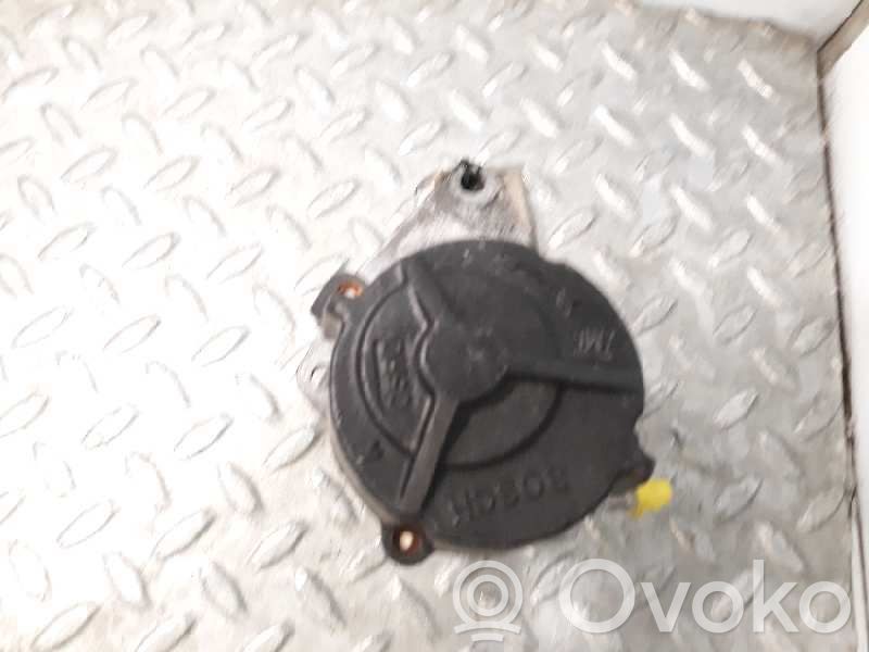 Peugeot 206 Pompa podciśnienia / Vacum 