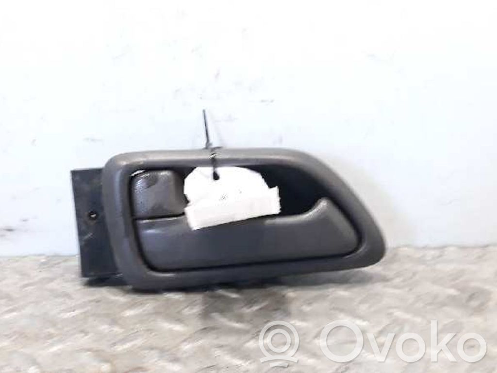 Manecilla interna puerta trasera
