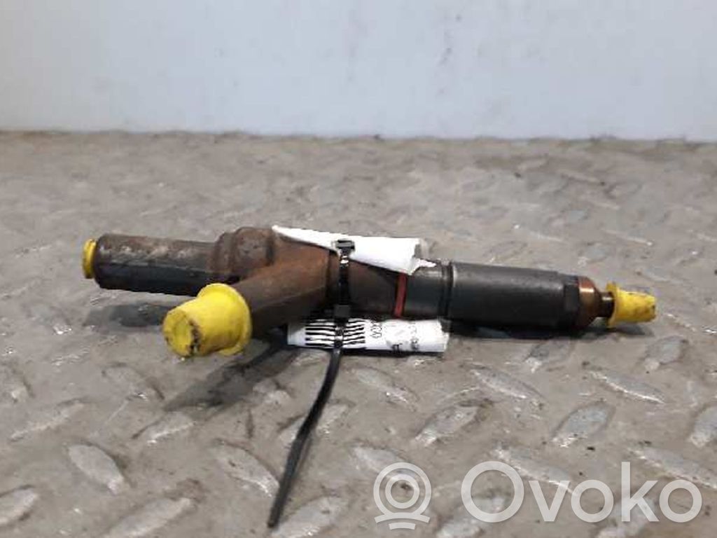 Inyector de combustible   481482270G