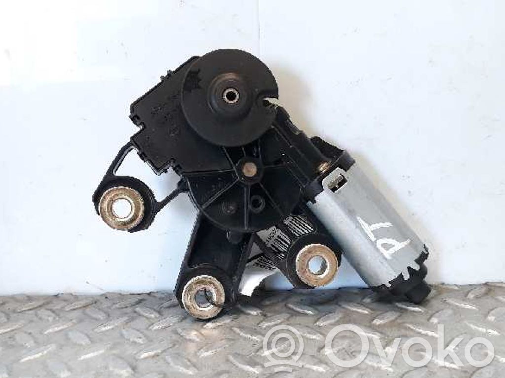 Volkswagen Touareg I Motor ștergător lunetă 