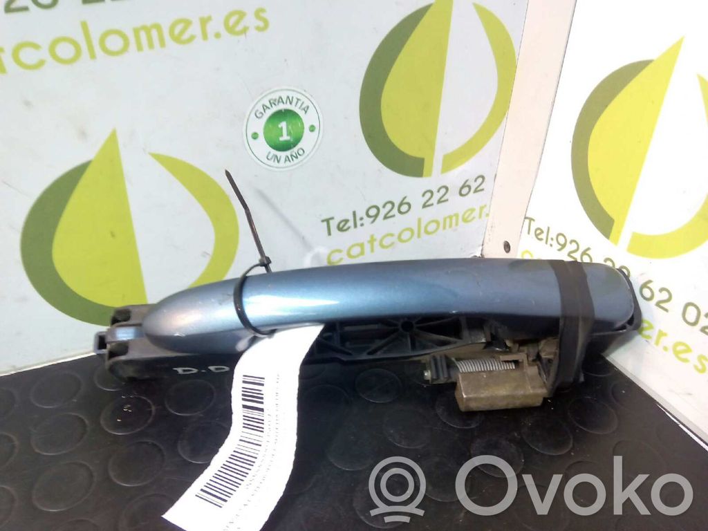Manecilla externa puerta delantera