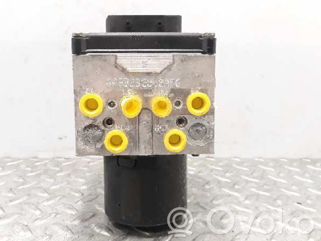 ABS-pumppu   15710604,33652414