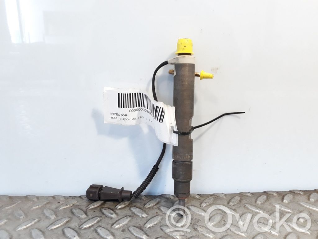 Seat Toledo I (1L) Injector combustibil 