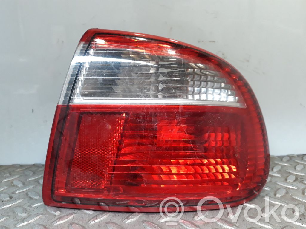 Lampa tylna