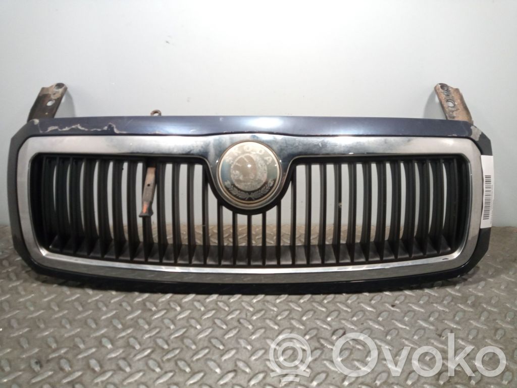 Skoda Fabia Mk1 (6Y) Griglia anteriore 