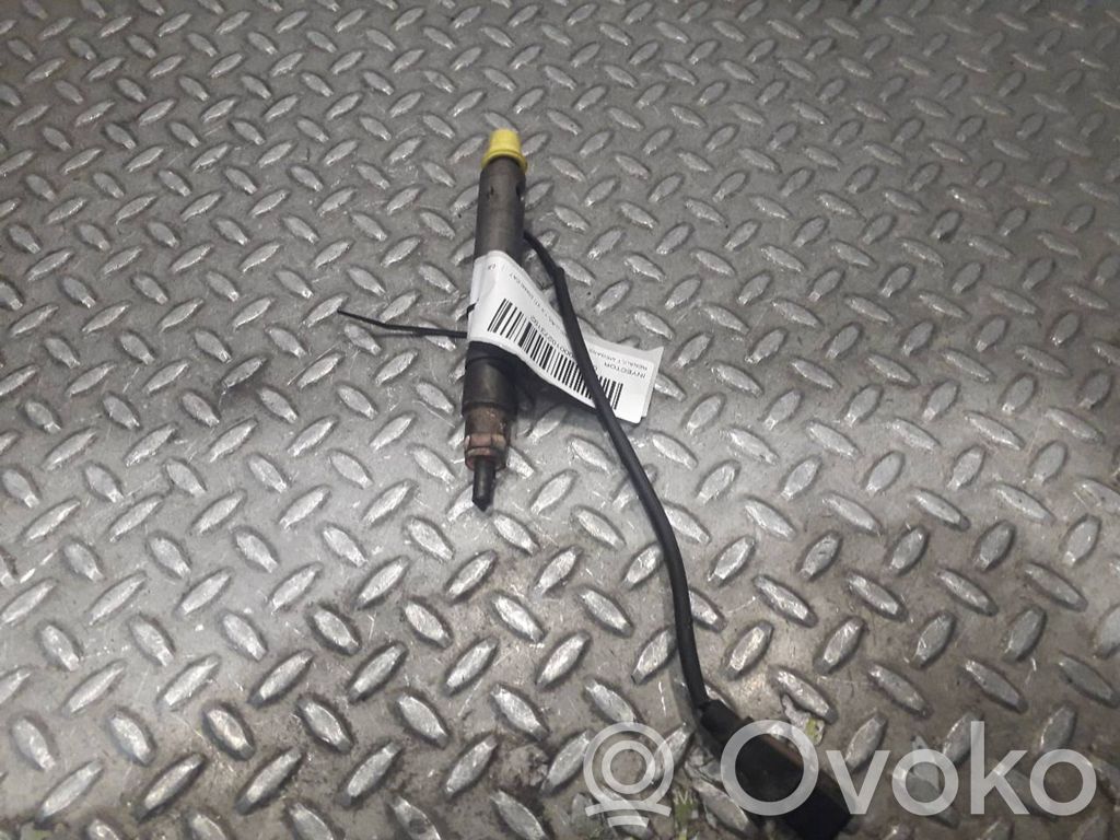 Inyector de combustible   0432193610,7700112880