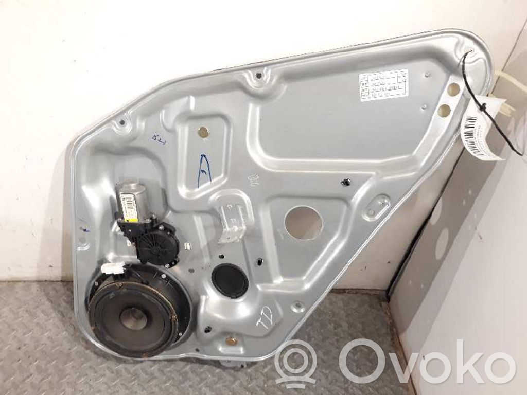 Regulador de puerta trasera con motor