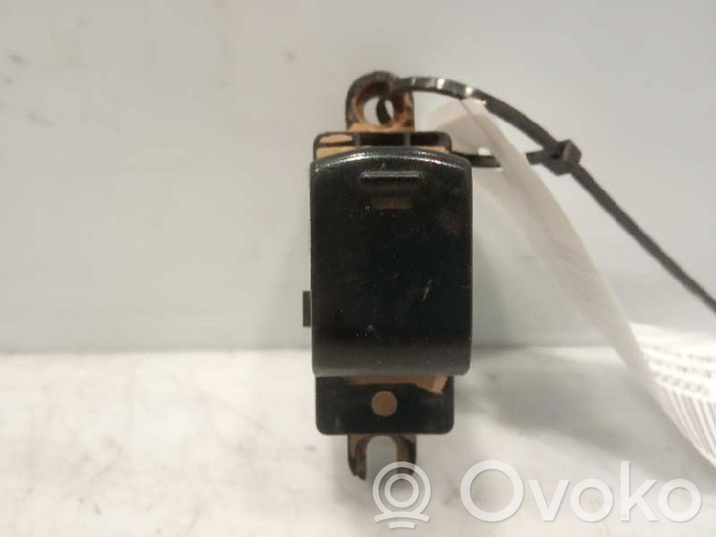 Interrupteur commade lève-vitre   25411EA003