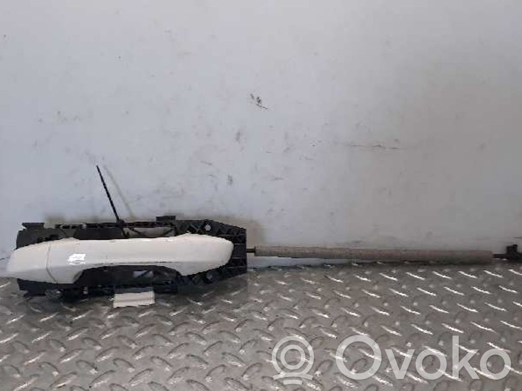 Manecilla externa puerta trasera   5G0837205N