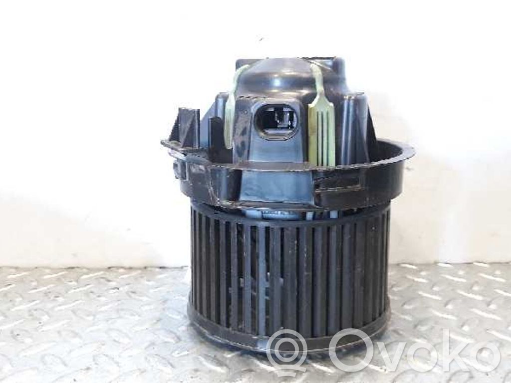 Peugeot 207 Ventola riscaldamento/ventilatore abitacolo 
