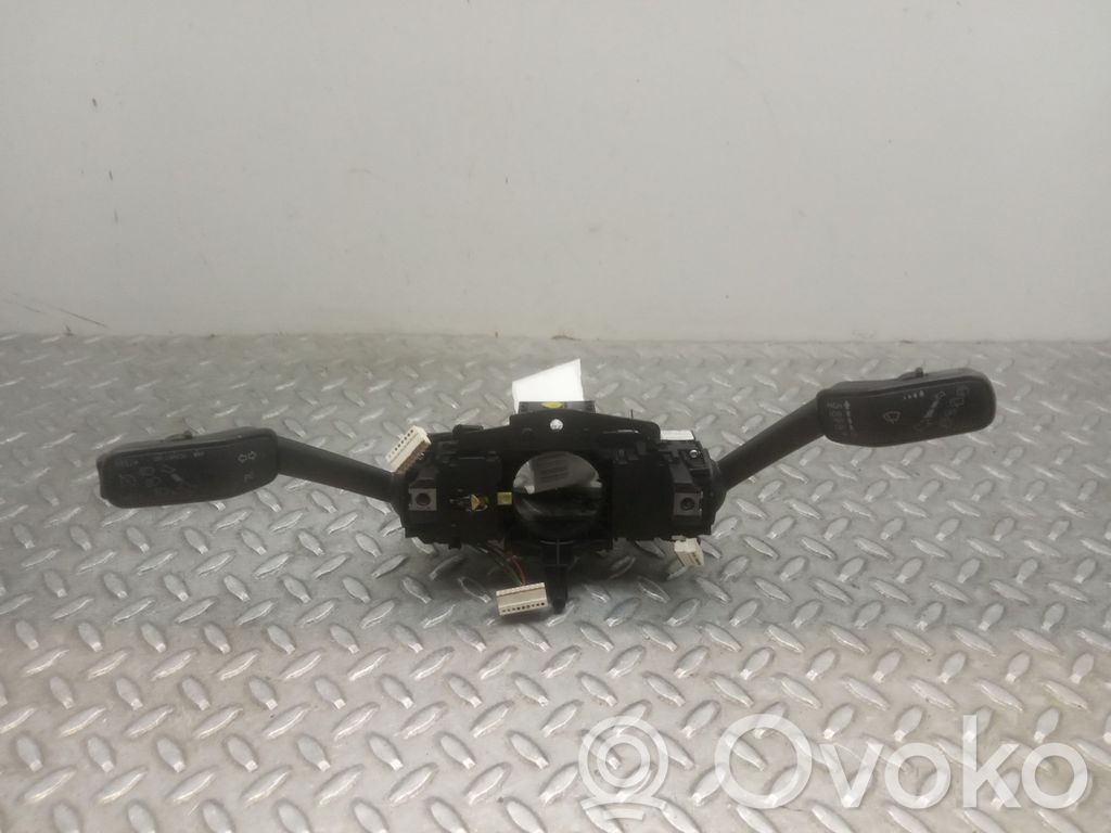 Seat Leon (5F) Comutator/buton multifuncțional 