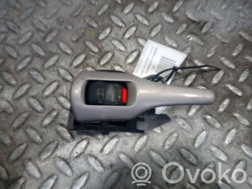 Toyota Urban Cruiser XP110 Manecilla interna puerta trasera 