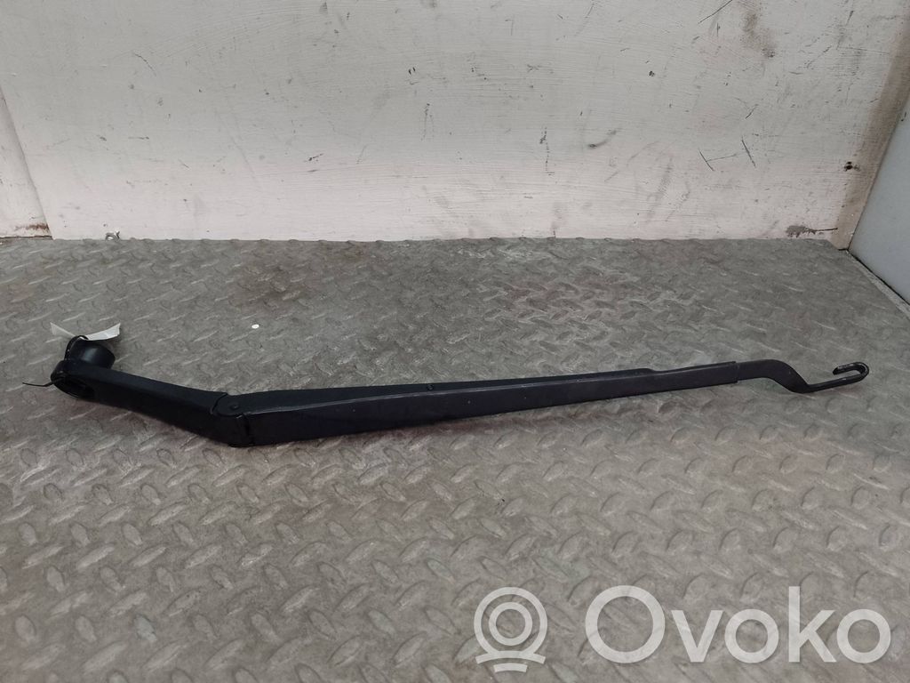 Hyundai i30 Wischerarm vorne 