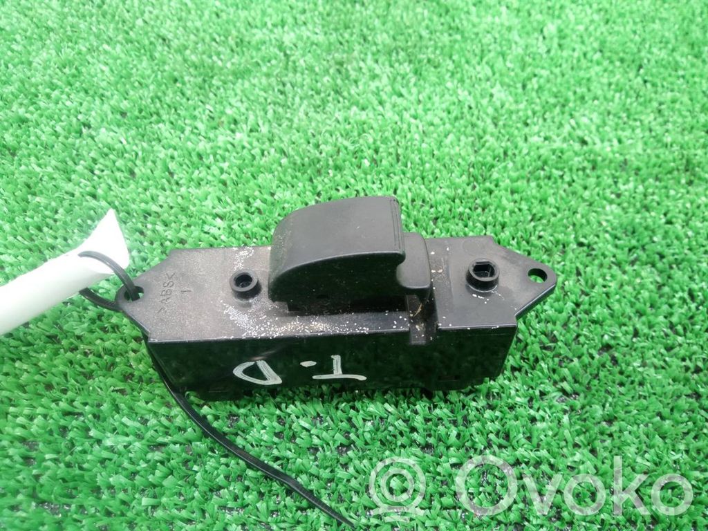 Comutator comandă geamuri electrice   8608A183