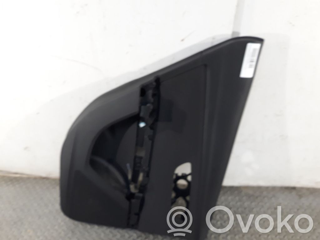 Seat Leon (5F) Takaoven verhoilu 