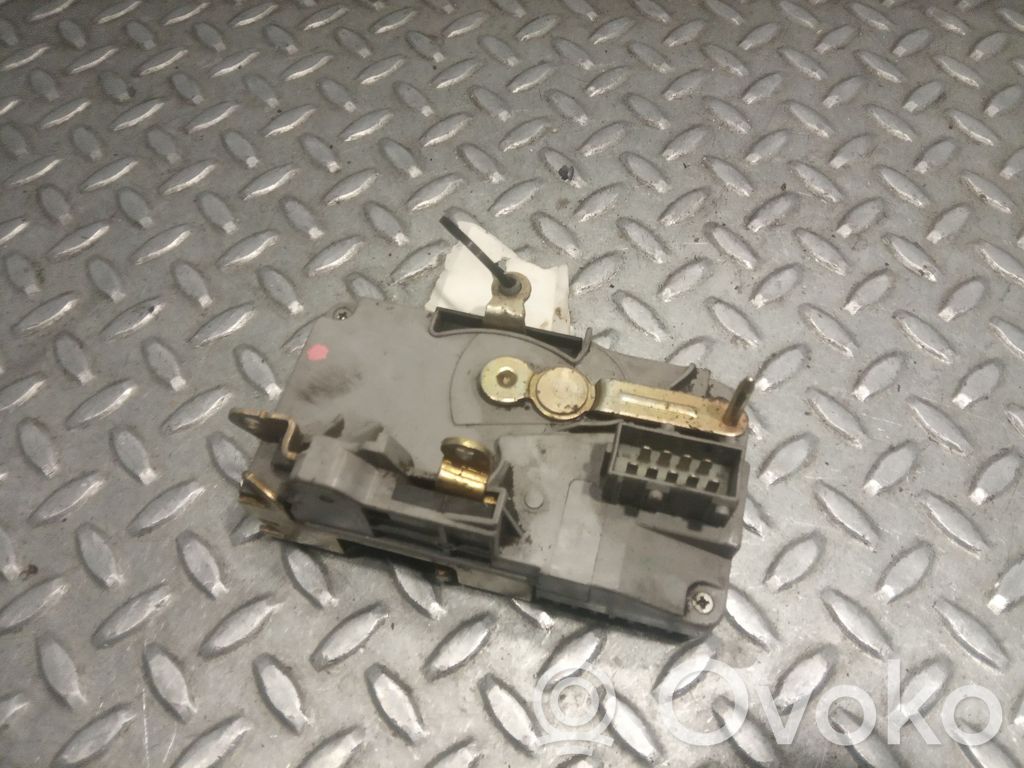 Etuoven lukko