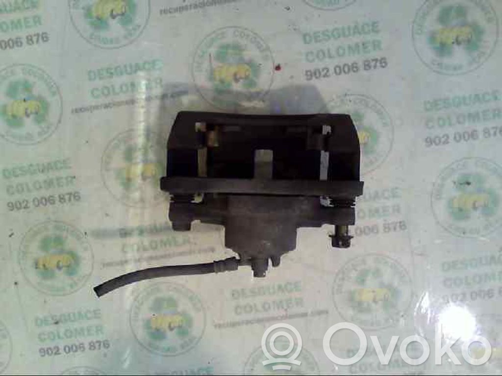 Caliper de freno delantero
