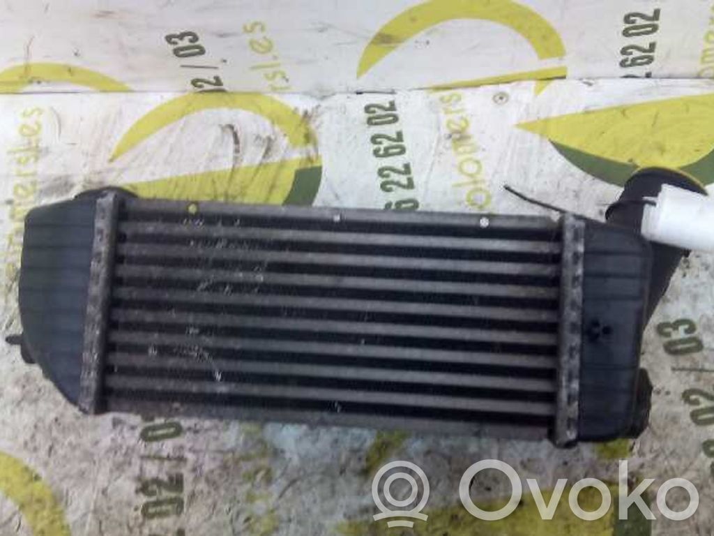 Chłodnica powietrza doładowującego / Intercooler   963663580