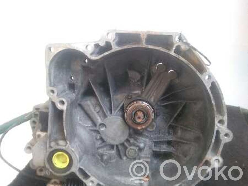 Manualna 5-biegowa skrzynia biegów   97WT7002VD,STFA29H24000528