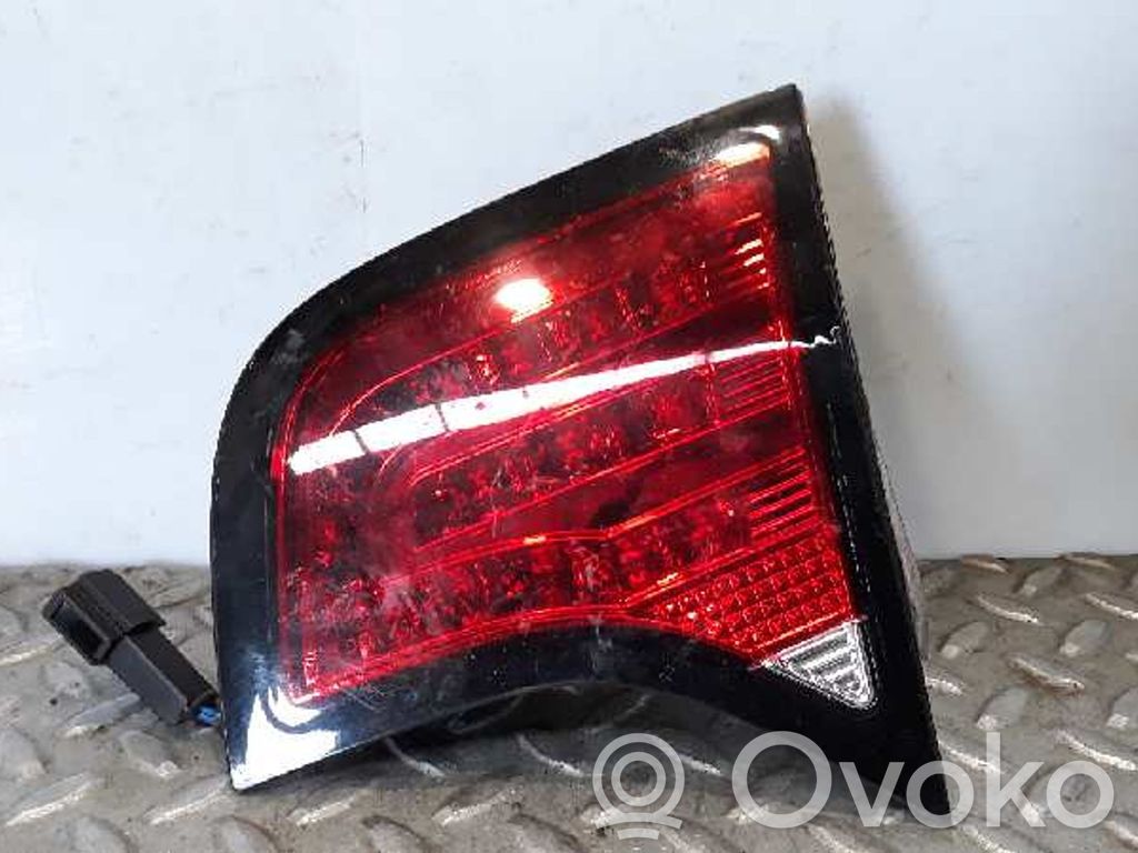 Audi A4 Allroad Luci posteriori del portellone del bagagliaio 