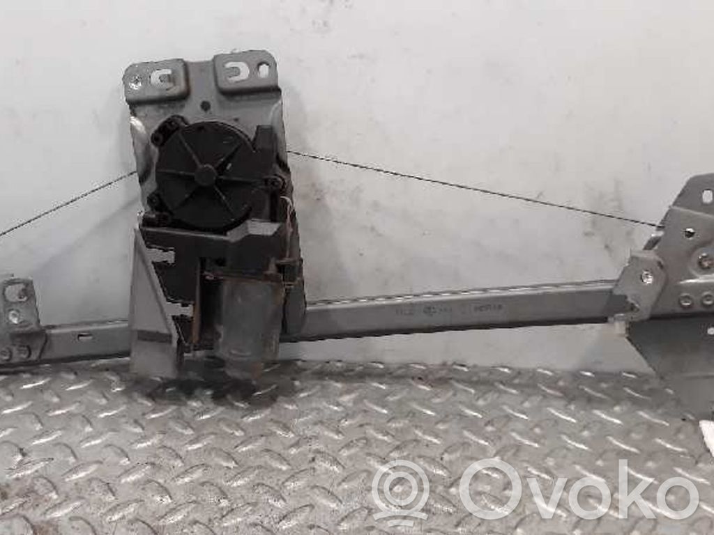 Peugeot 307 Macara geam spate fără motor 