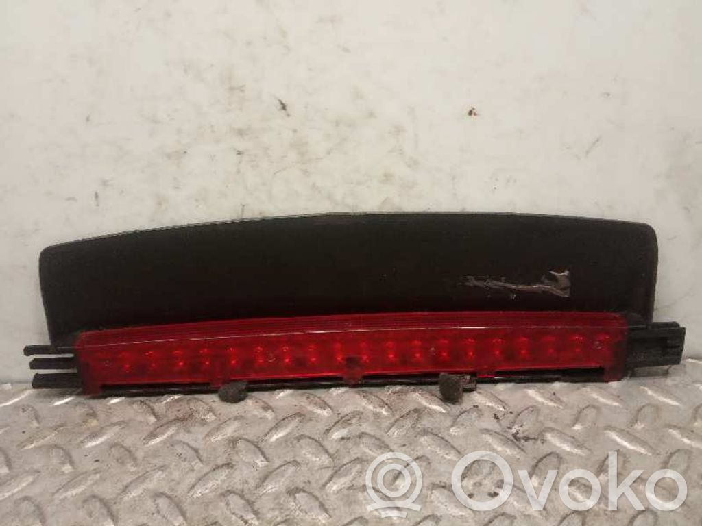 Dritte Bremsleuchte   4F5945097