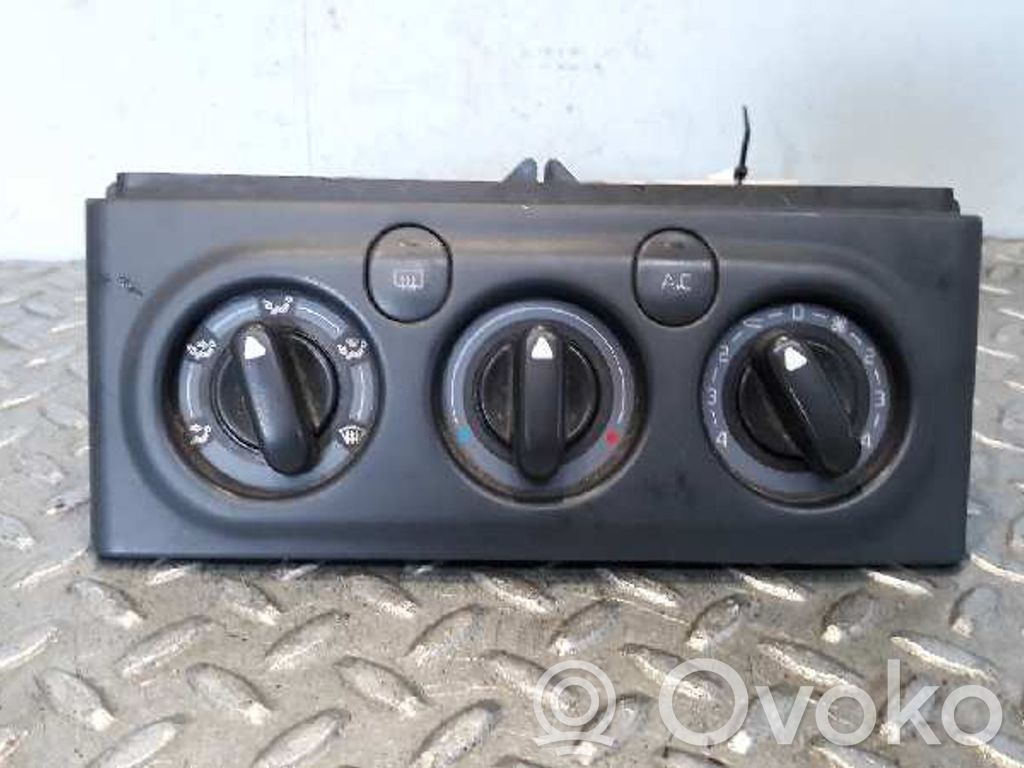 Renault Laguna I Centralina/modulo climatizzatore 