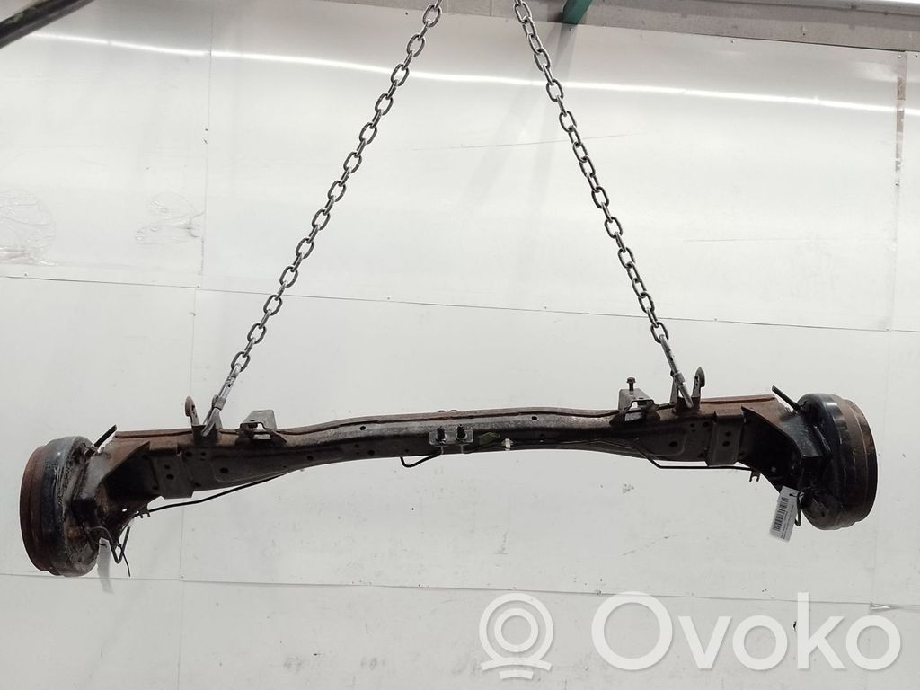 Nissan NV200 Hinterachsträger mit Reduzierstück 