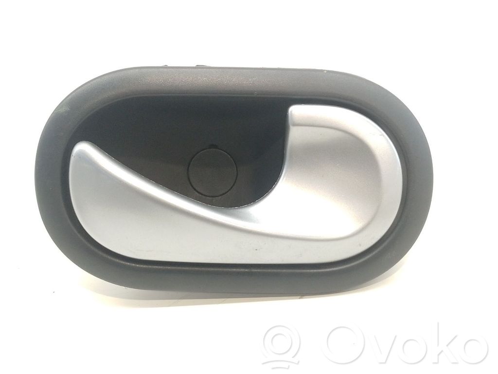 Renault Clio III Manecilla interna puerta trasera 