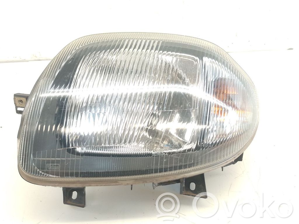 Renault Clio II Scheinwerfer 
