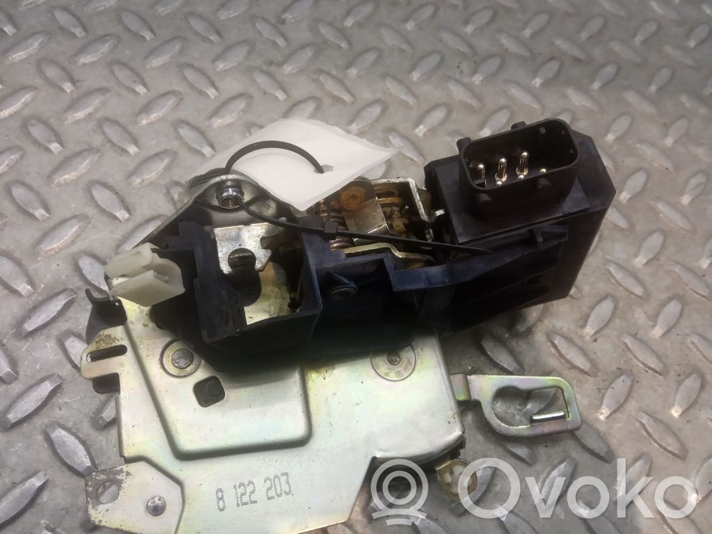 Etuoven lukko   8122302
