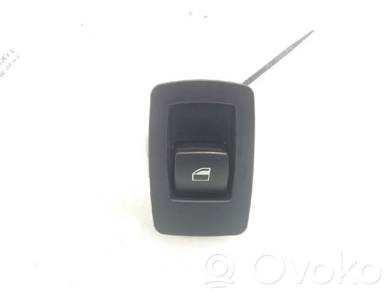 Interruptor del elevalunas eléctrico   61316945874,6945874