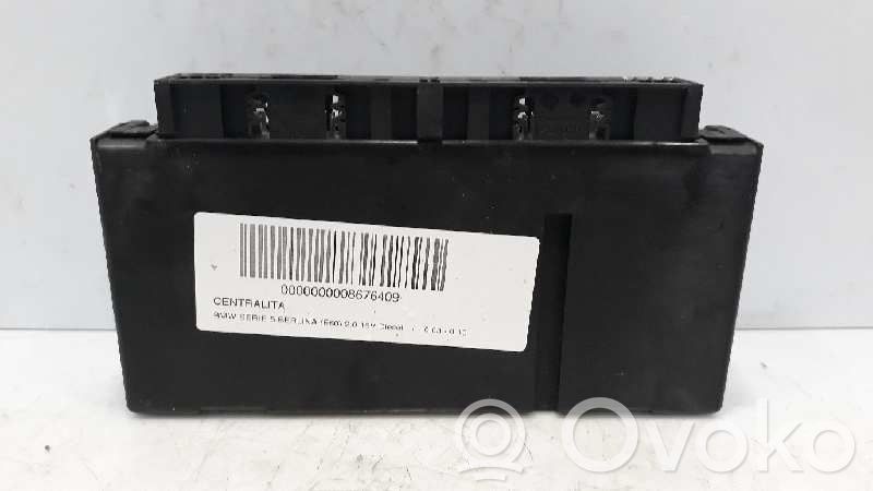Unidad de control/módulo del motor   61359133144