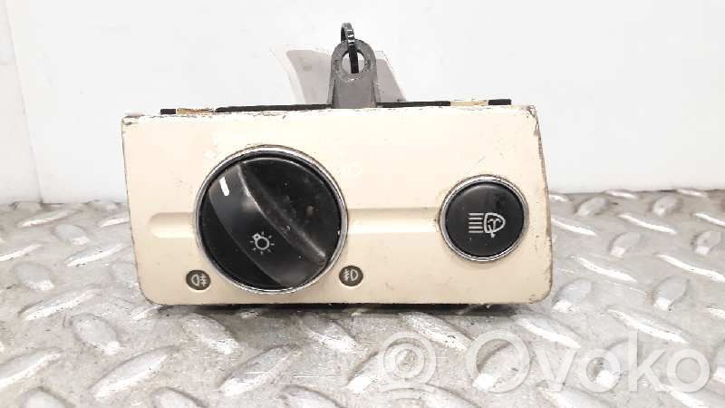 Interruptor de control del panel de luces   NVE16595,2115450104,04056002