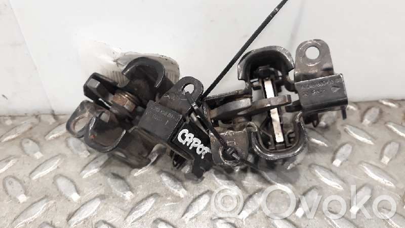Mercedes-Benz E W211 Tie down hook / loop 