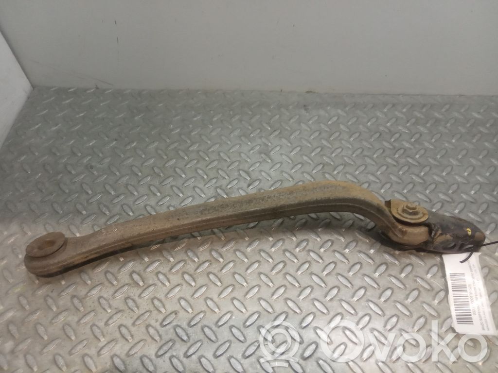 Brazo de suspensión trasero