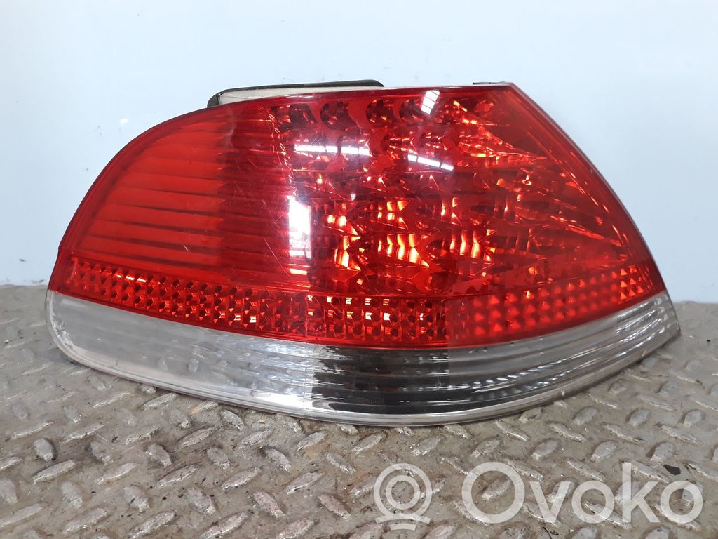 Rear/tail lights