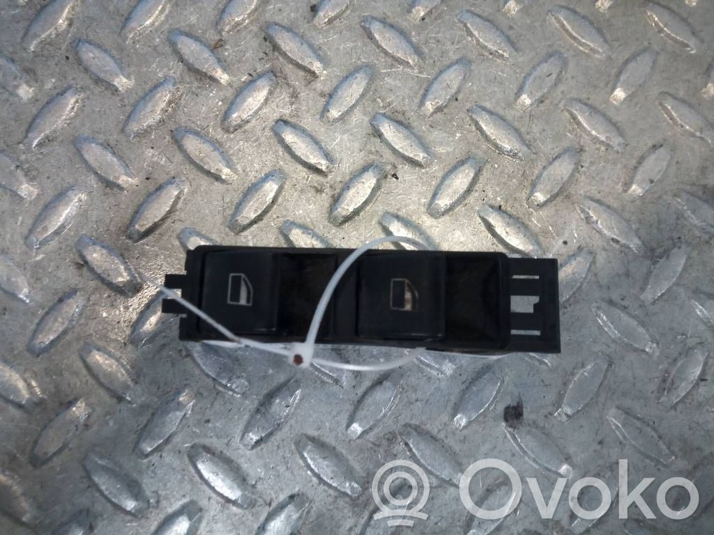 Interruptor del elevalunas eléctrico