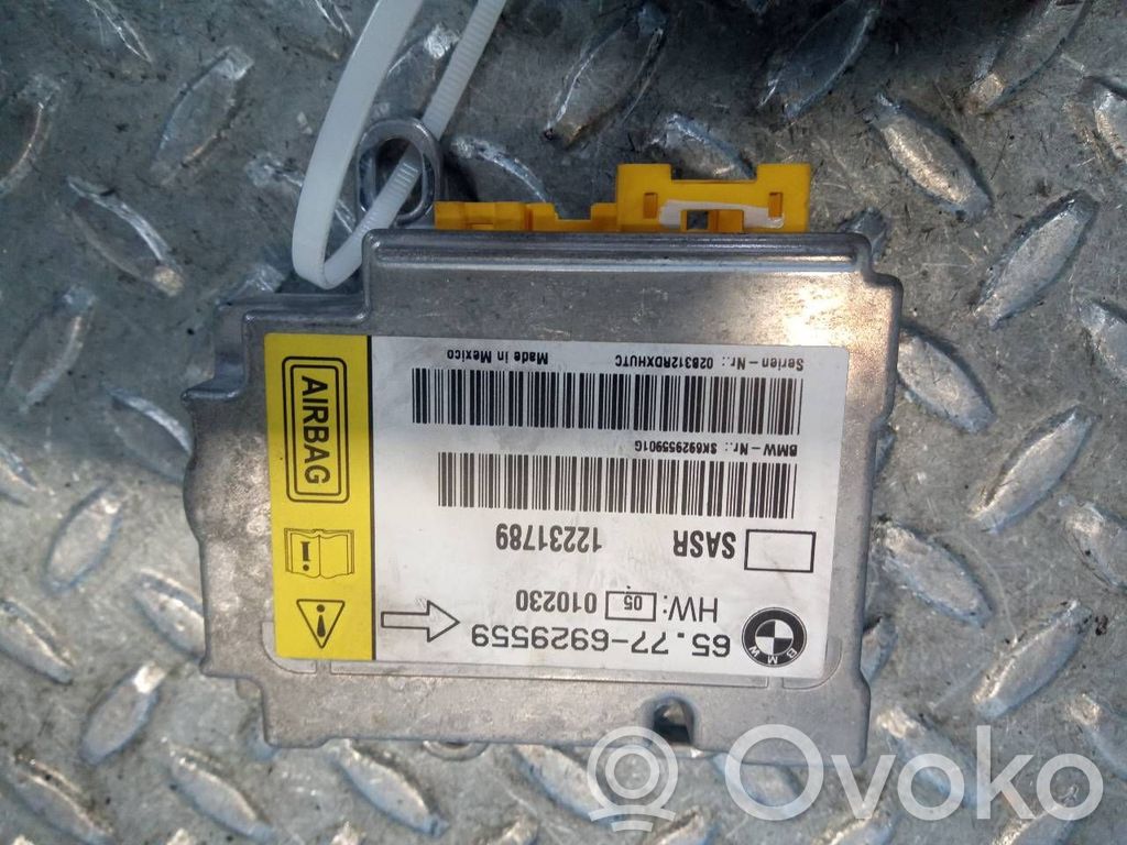 Unidad de control/módulo del motor   65776929559