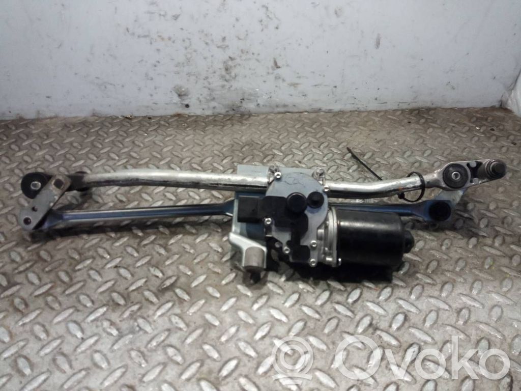 Motor del limpiaparabrisas   404871,6925706