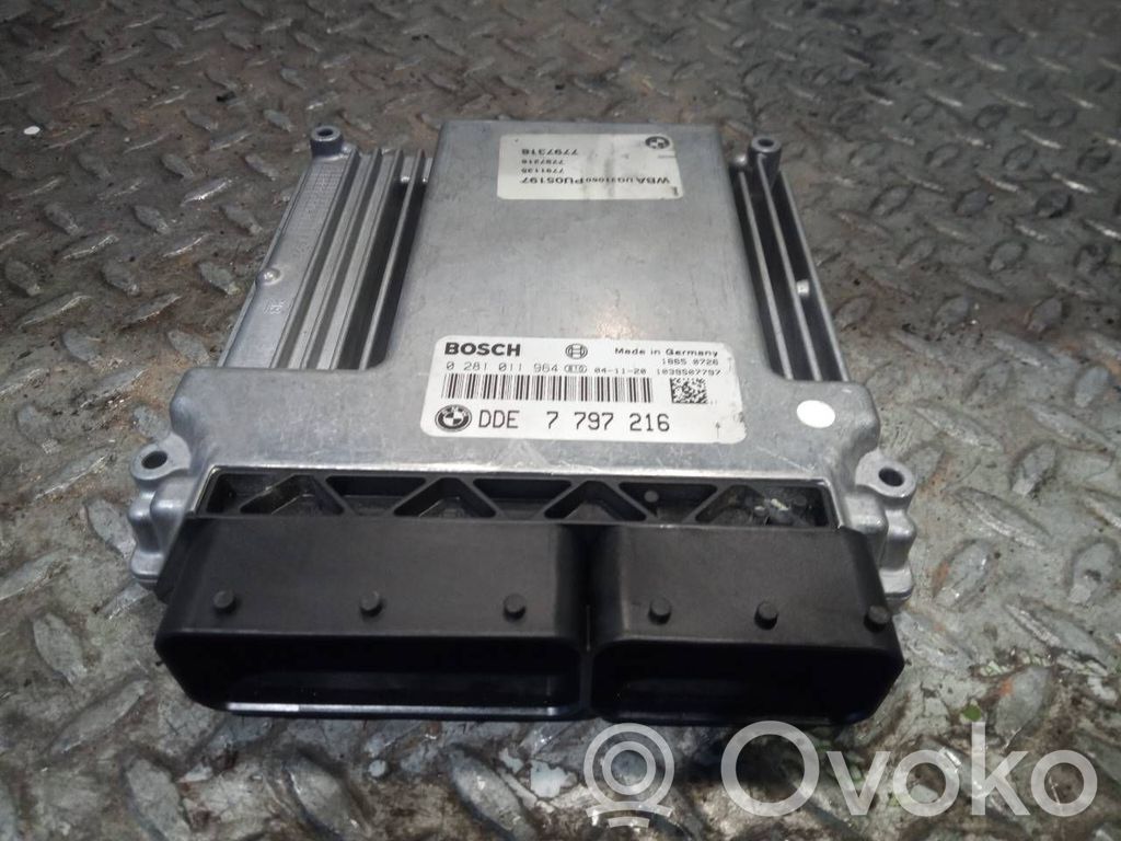BMW 1 E81 E87 Door central lock control unit/module 