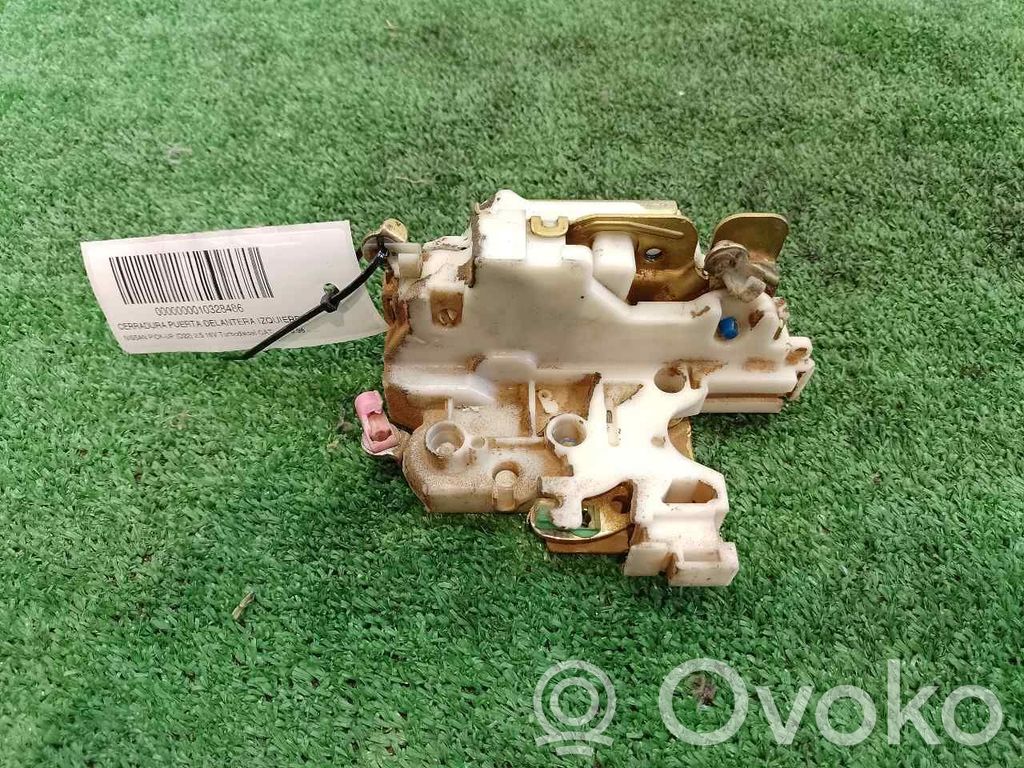 Cerradura de puerta delantera