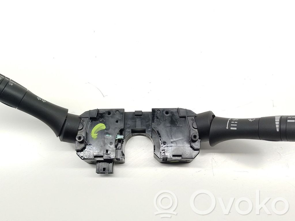 Nissan Note (E12) Daudzfunkciju vadības slēdzis / poga 