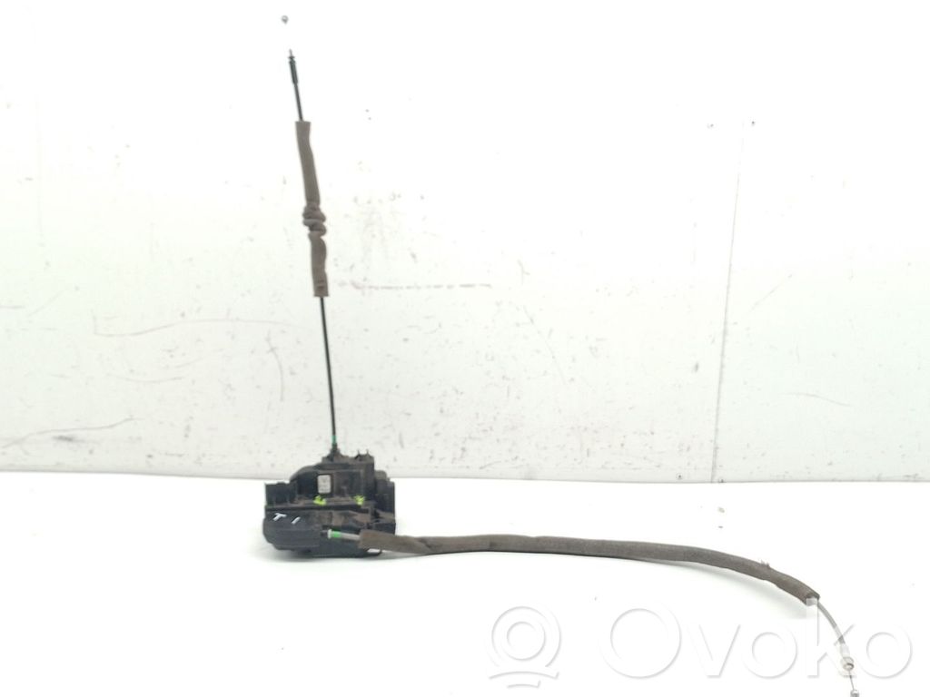 Nissan Qashqai Takaoven lukko